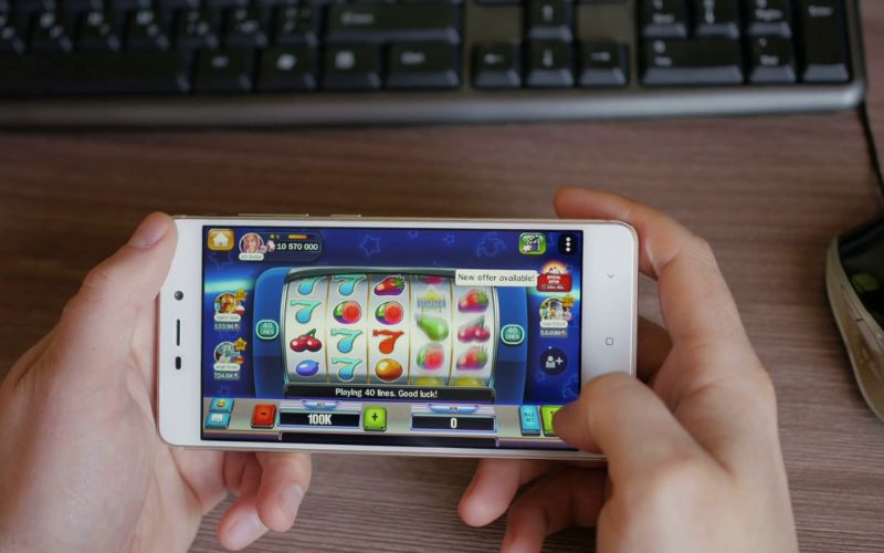 Chơi nổ hũ nhà cái jackpot thưởng lớn